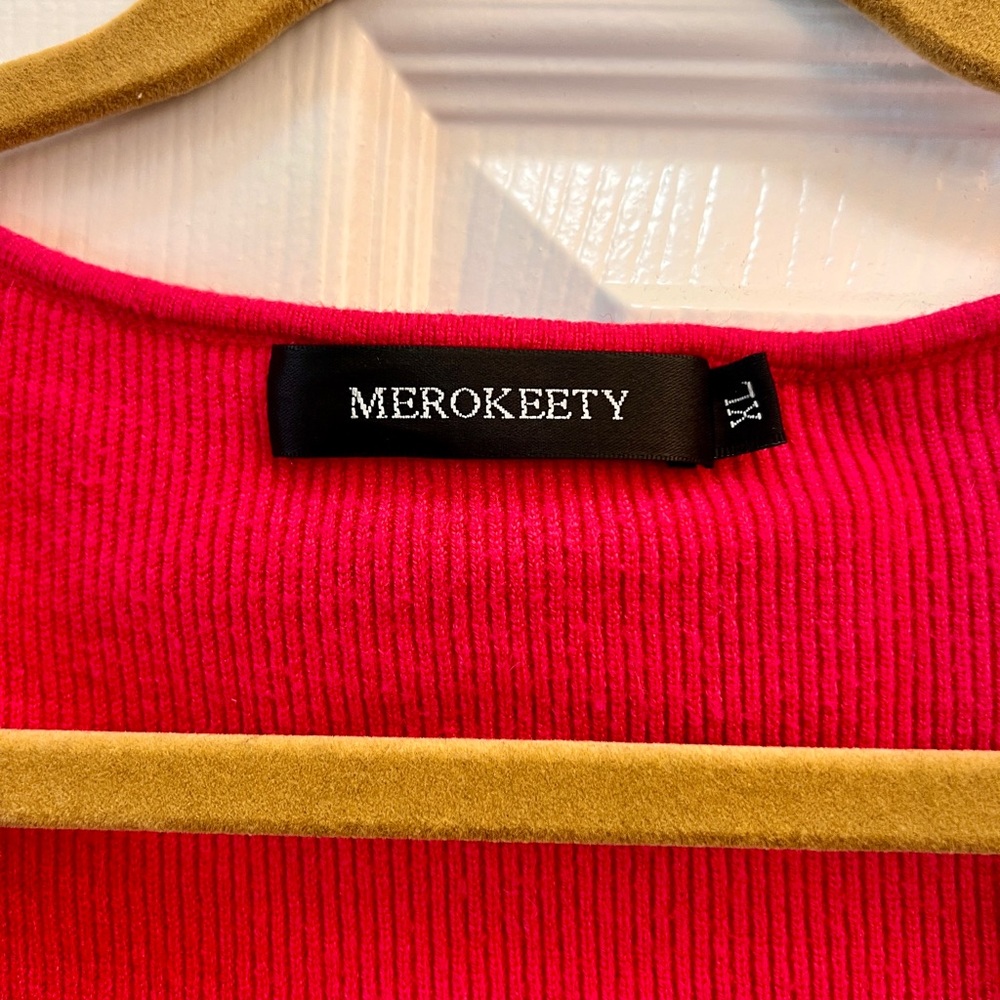 Hot Pink V-Neck Women's Sweater, Women’s Size XL - Picture 4 of 4